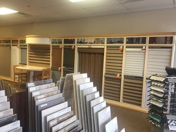 Hunter Douglas Dealer Image